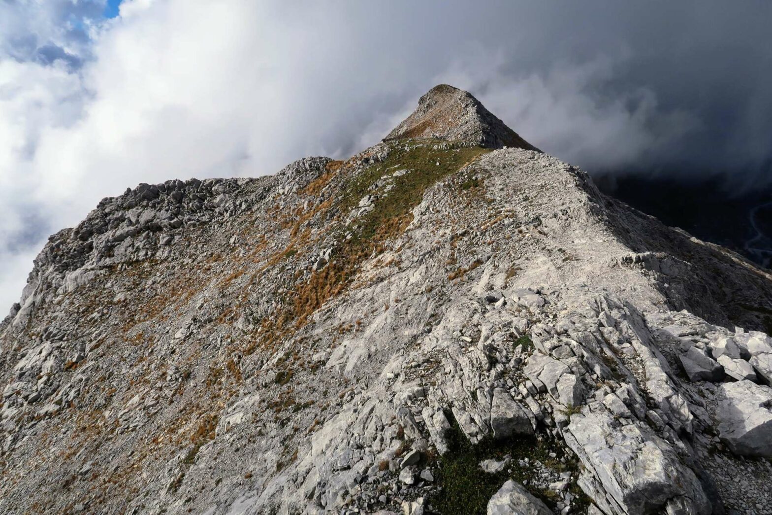 Monte Tambura Hike in the Apuan Alps