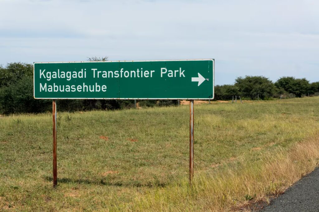 Turnoff to Mabuasehube on the A20 in Botswana